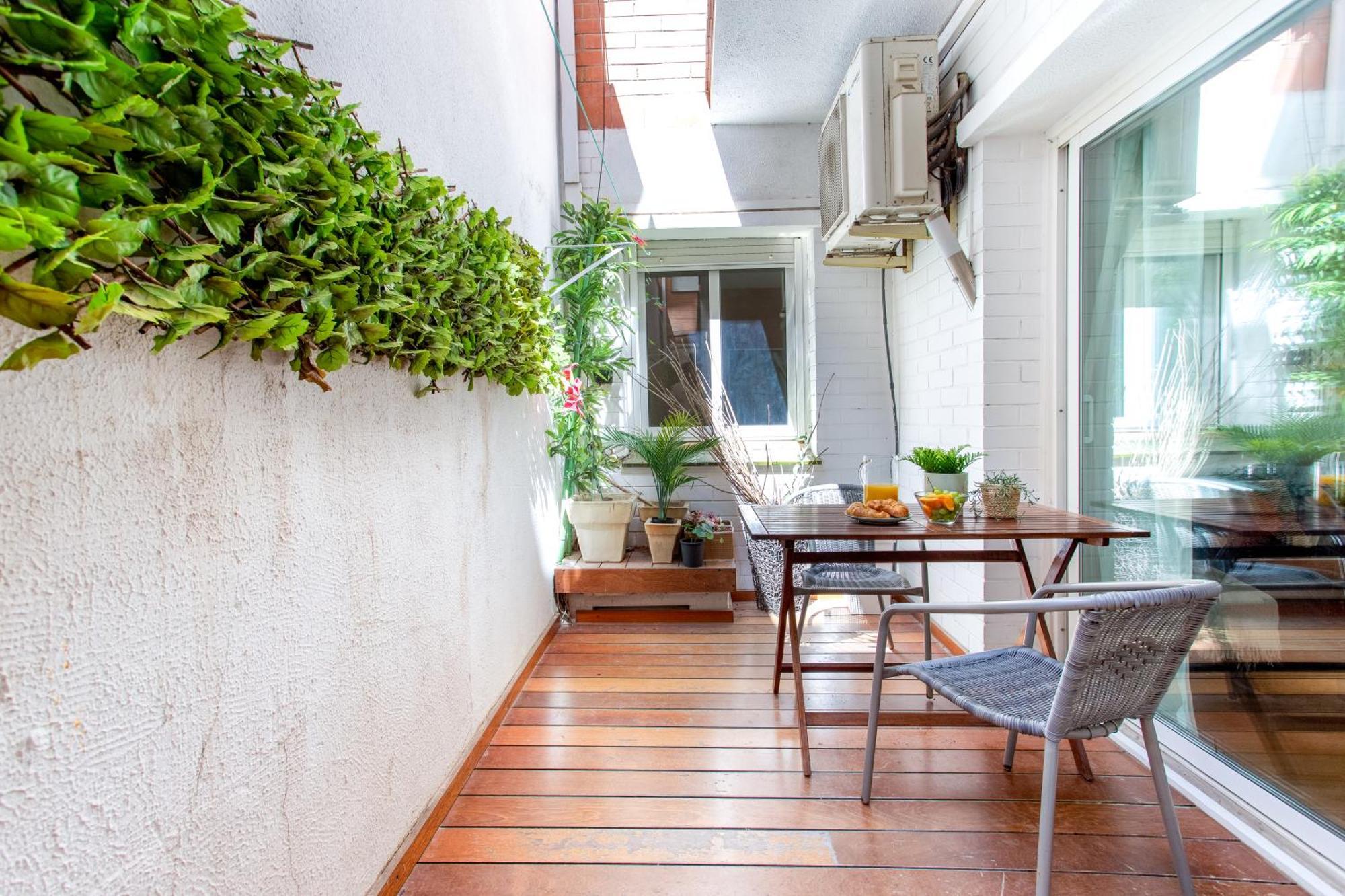Cozy Exiample Getaway With Patio Apartment *